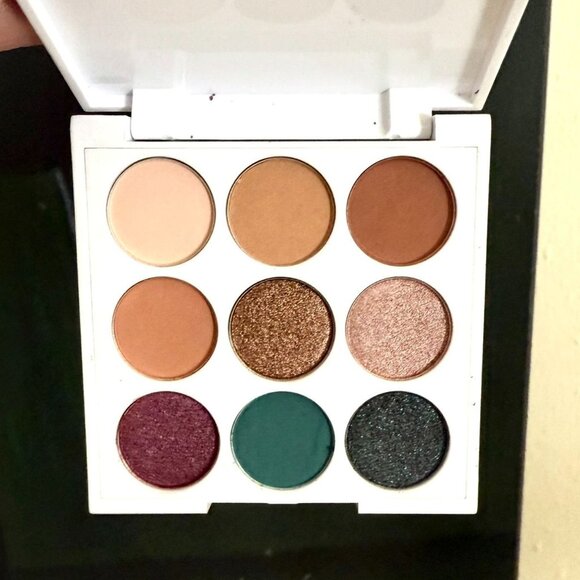 ChicaBeauty Travel Size Fiesta Mini Eyeshadow Palette 9 Earthy Colors Vegan - Picture 7 of 7